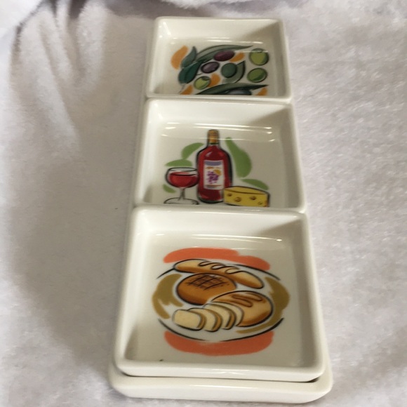 Avon large rectangular ceramic tray with olives. 3 smaller square trays inside - Picture 1 of 6